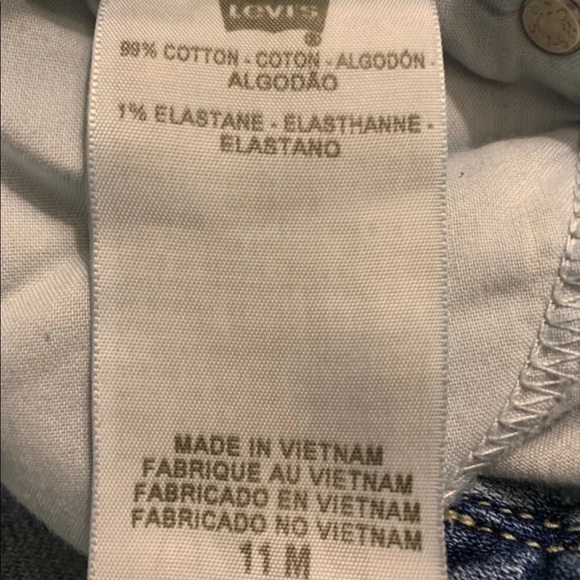 Size 11 Levi Jeans - Picture 5 of 6